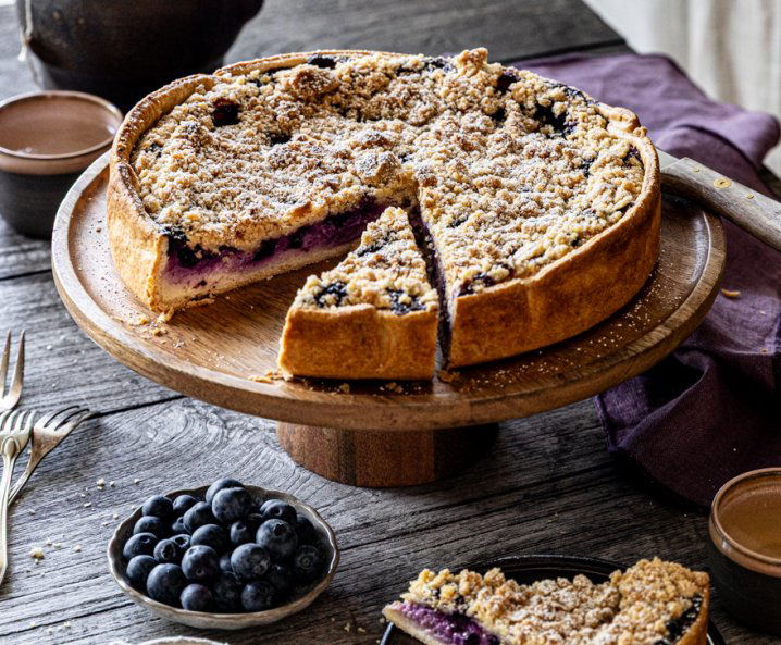 Veganer Cheesecake mit Heidelbeeren