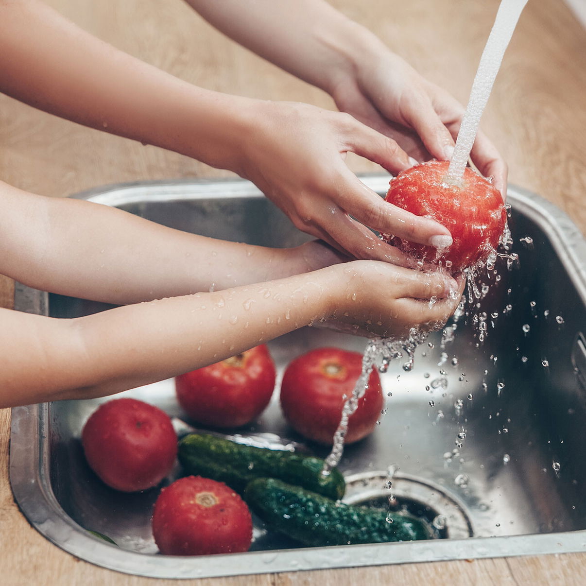 Kochen mit Kindern: Aufgaben in der Küche für Kinder