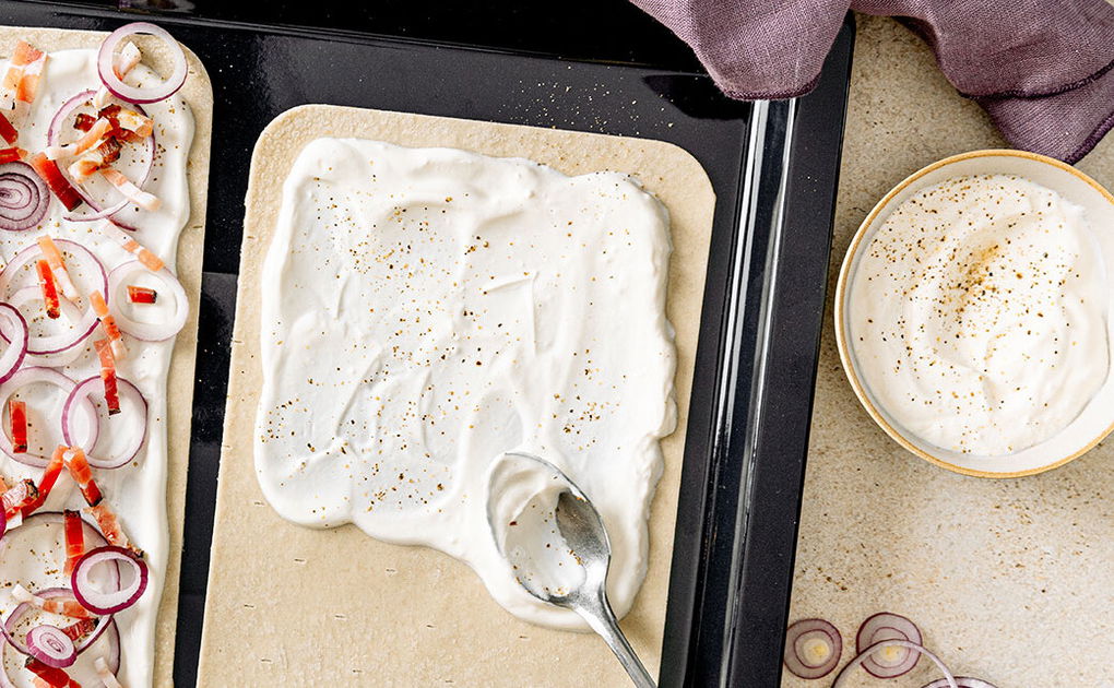 Flammkuchen bestreichen: 10 Varianten