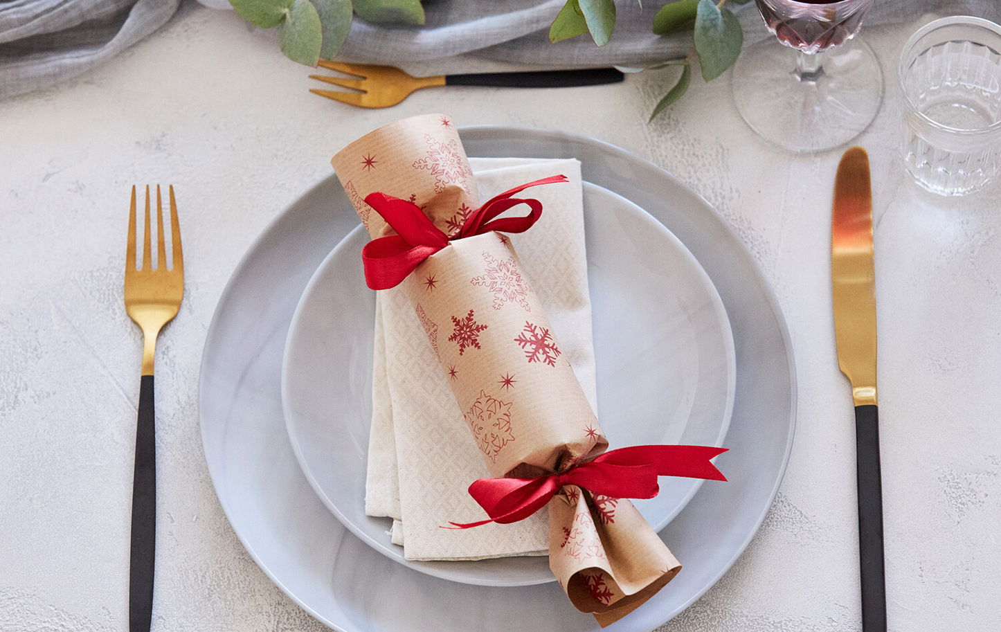 DIY Christmas Crackers
