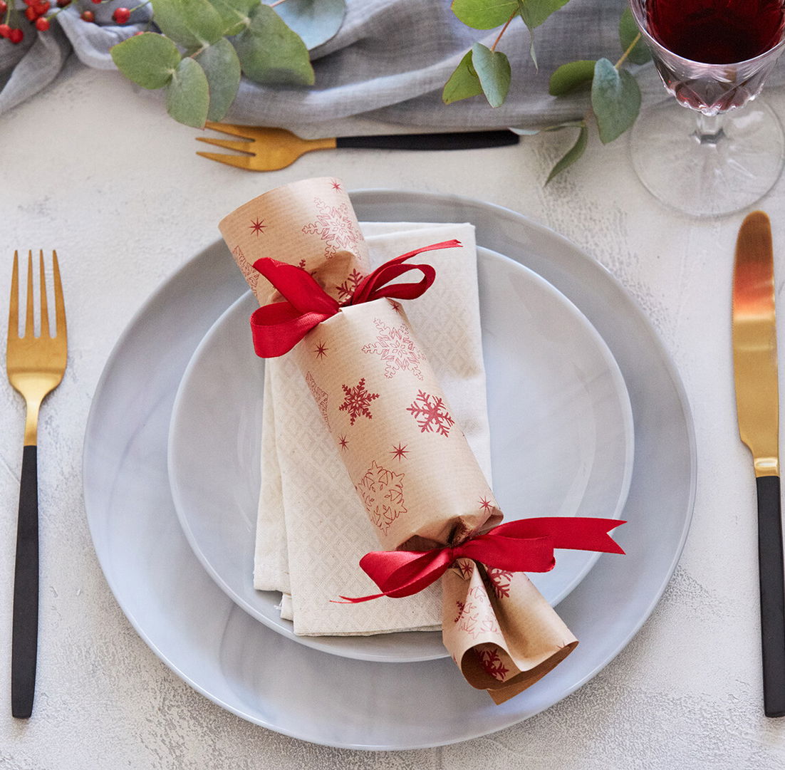 DIY Christmas Crackers