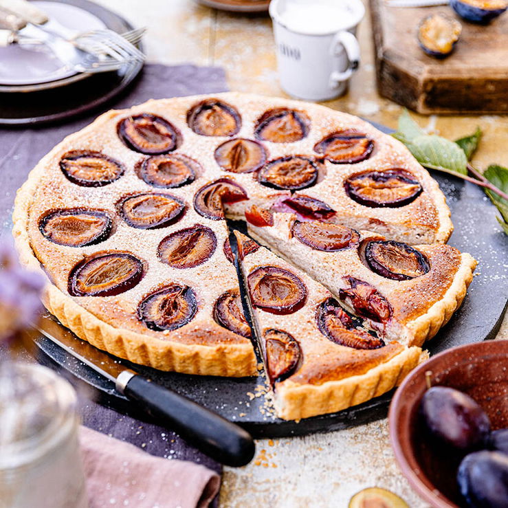 Süße Zwetschken-Nuss-Tarte