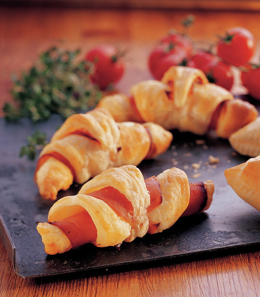 Blätterteig-Schinken Kipferl