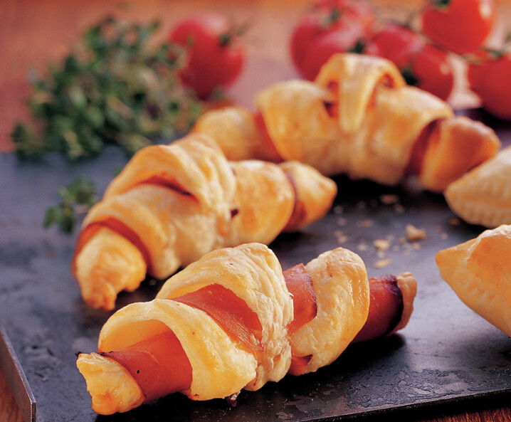 Blätterteig-Schinken Kipferl