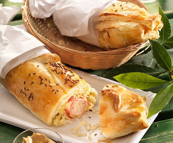 Bratwürstel im Blätterteig Tante Fanny