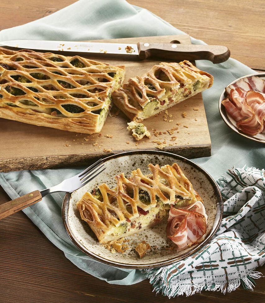 Brokkoli Speckstrudel mit Blätterteig