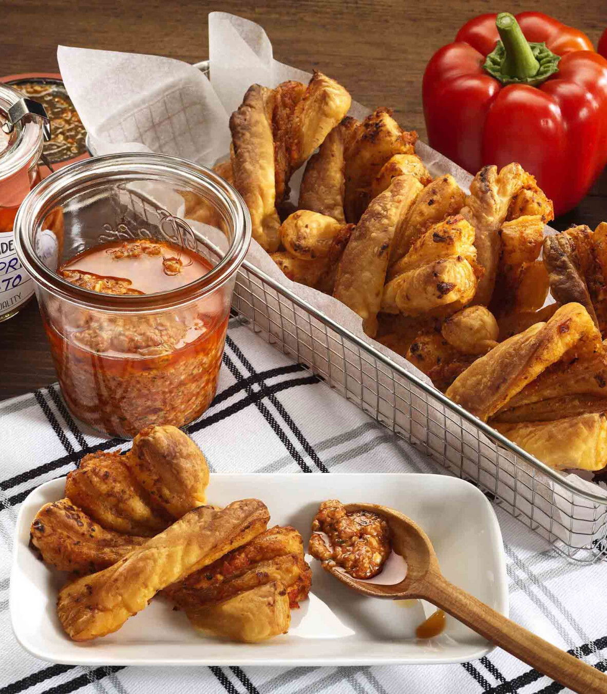 vegane Paprika-Pesto-Stangen