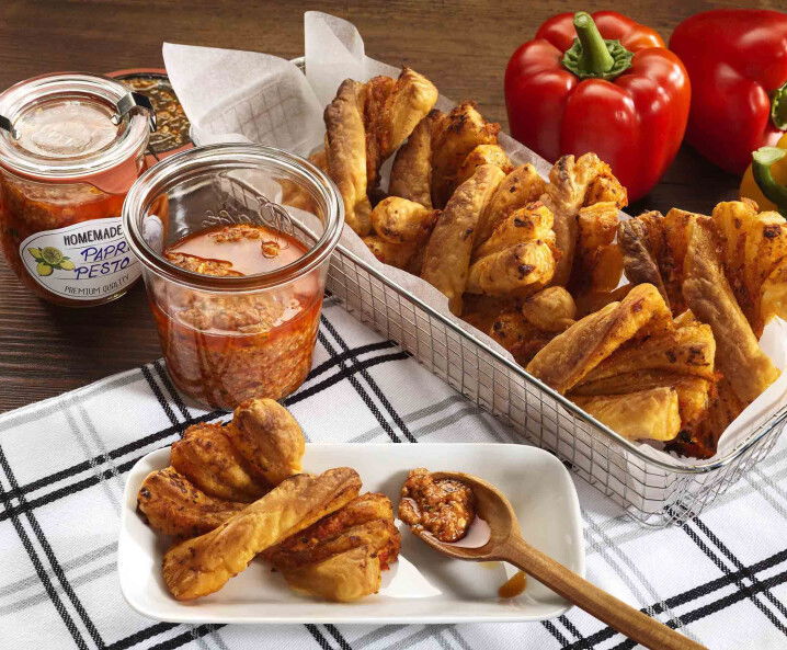 vegane Paprika-Pesto-Stangen