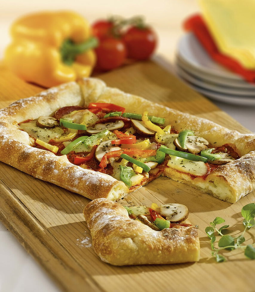 Pizza mit Käserand Tante Fanny