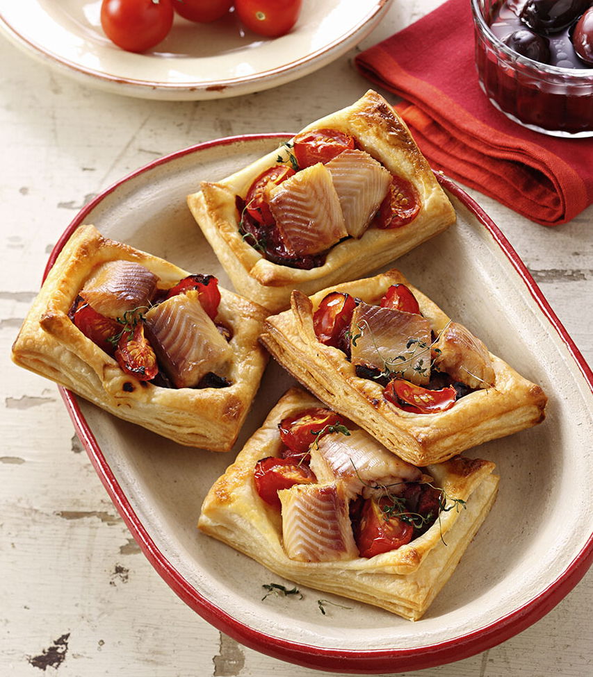 Blätterteigschnitten mit Räucherlachs