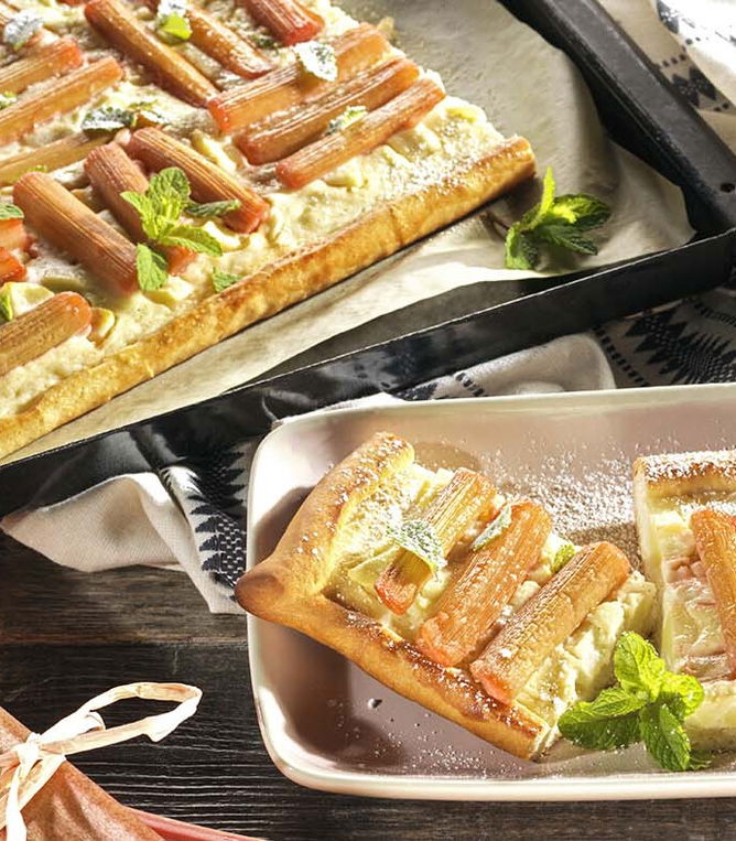 Rezept Rhabarber-Apfel-Blechkuchen Tante Fanny