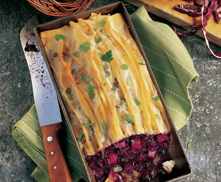 veganer Rotkraut-Strudel mit Birnen Tante Fanny