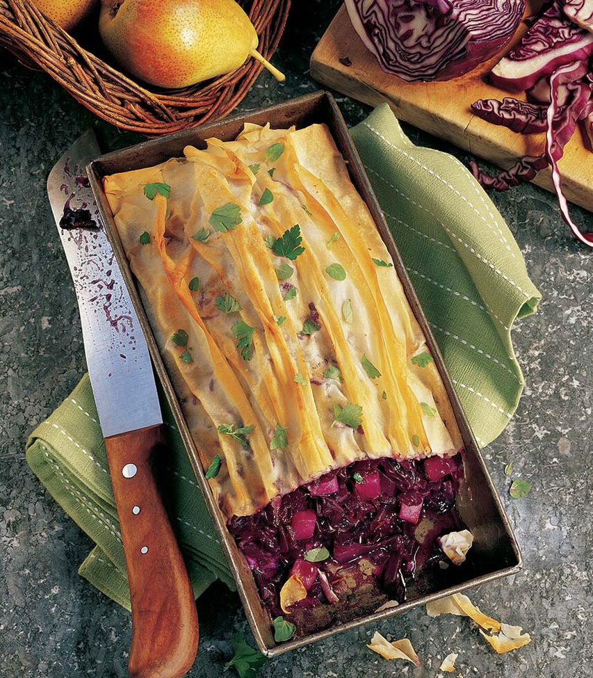 veganer Rotkraut-Strudel mit Birnen Tante Fanny