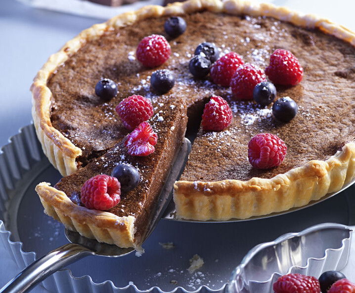 Schokoladen-Tarte mit Beeren