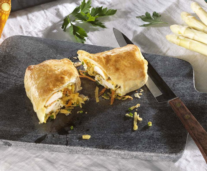 Spargel-Hühnerbrust-Strudel mit Blätterteig
