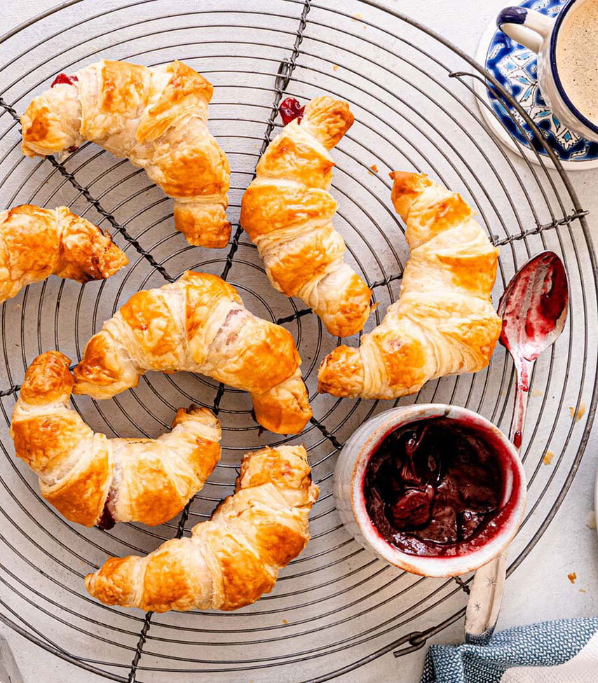 Süße Kipferl aus Blätterteig