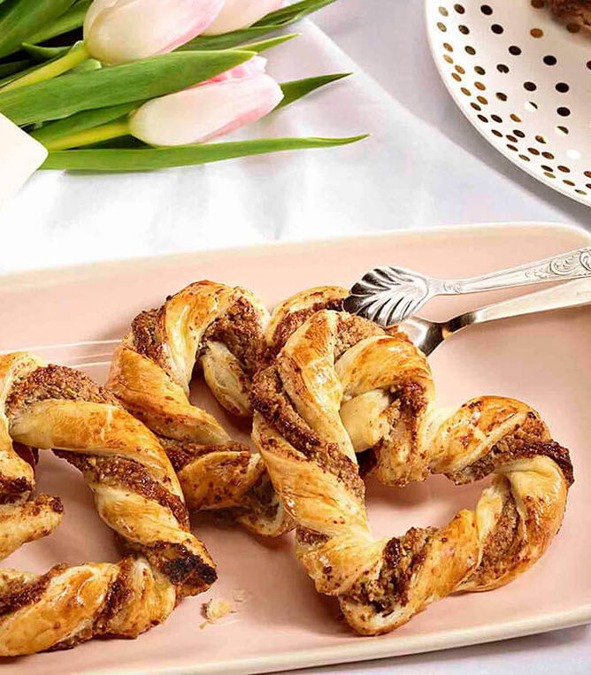 Nussherzen für Valentinstag