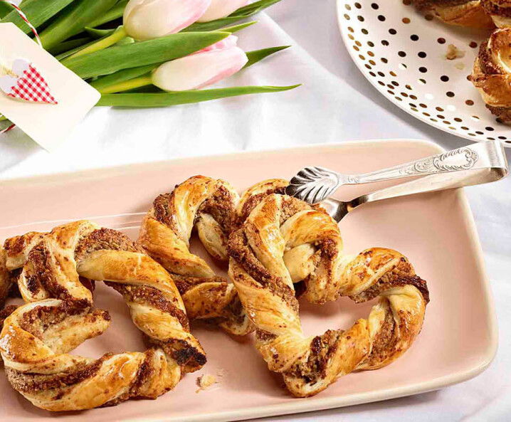 Nussherzen für Valentinstag