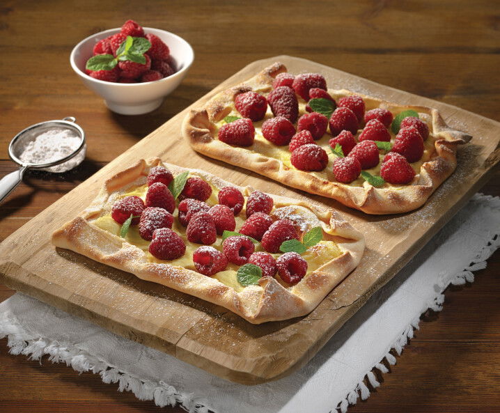 Vanille-Flammkuchen mit Himbeeren