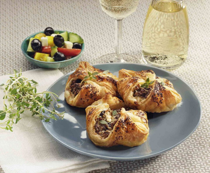 Griechische Tascherl mit Blätterteig