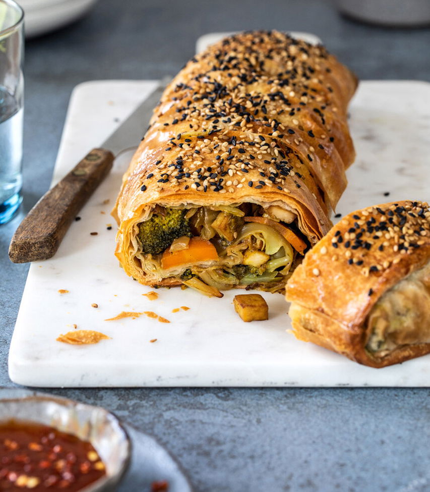 Asiatischer Gemüse-Curry-Strudel mit Tofu