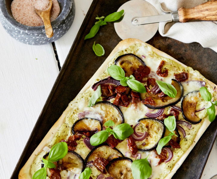 Flammkuchen mit Melanzani