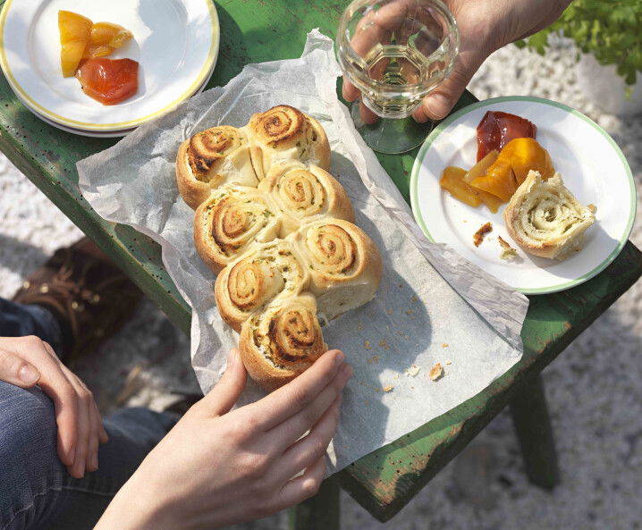 Pizzazupfschnecke mit Kräutertopfen - Tante Fanny