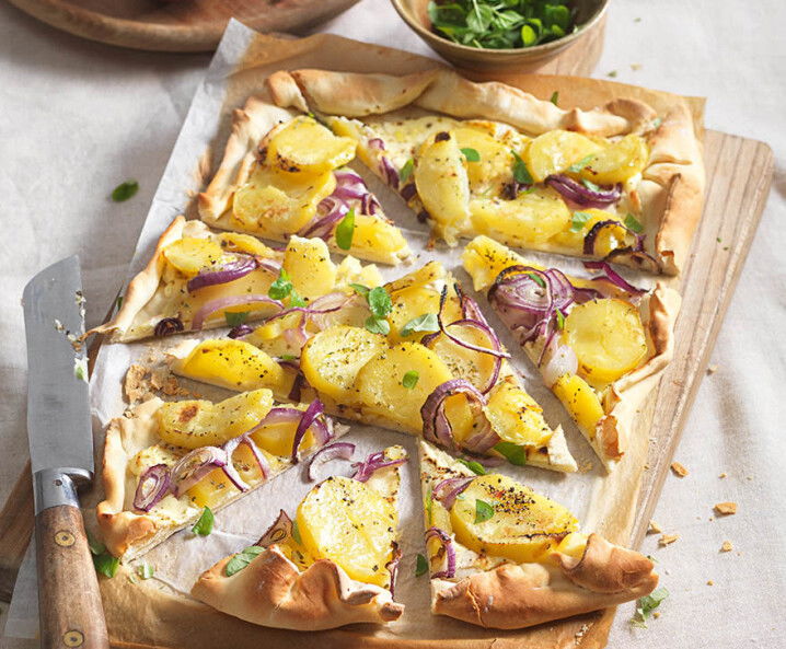 Flammkuchen mit Kartoffeln Rezept - Tante Fanny