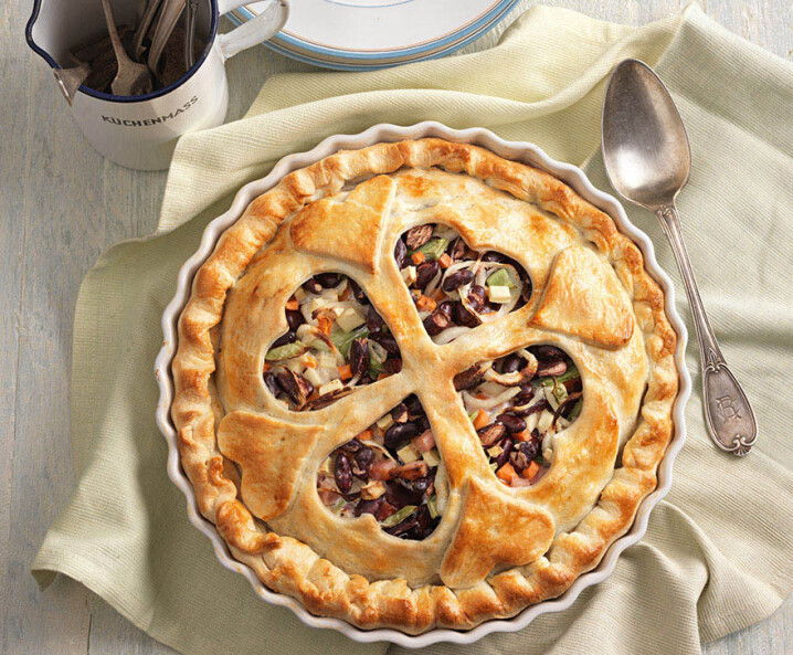 Gedeckte Quiche mit Gemüse und Speck Tante Fanny