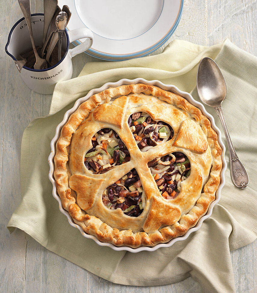 Gedeckte Quiche mit Gemüse und Speck Tante Fanny