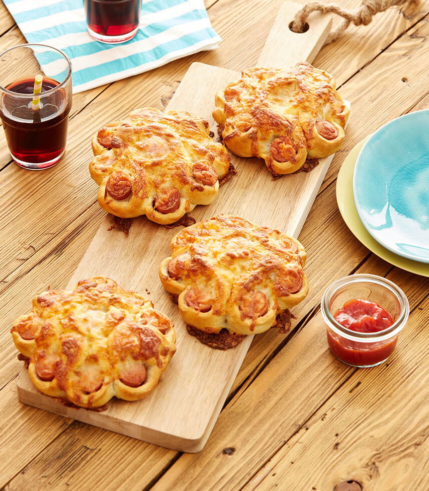 Würstel-Blumen mit Käse - einfaches Rezept