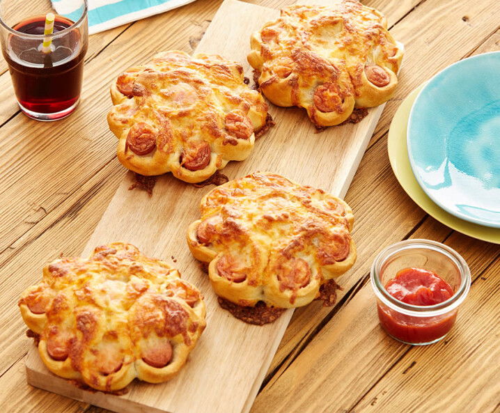 Würstel-Blumen mit Käse - einfaches Rezept