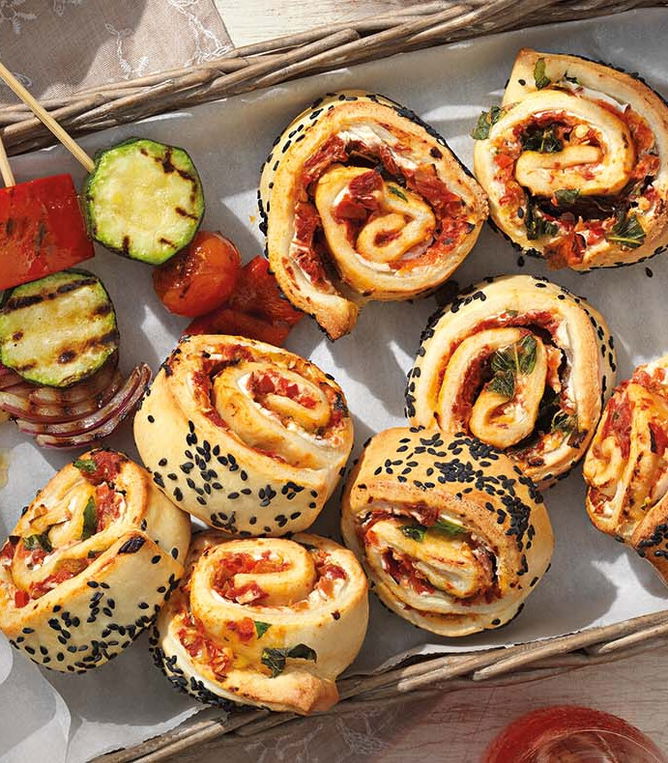 Pizzaschnecken mit Ziegenfrischkäse