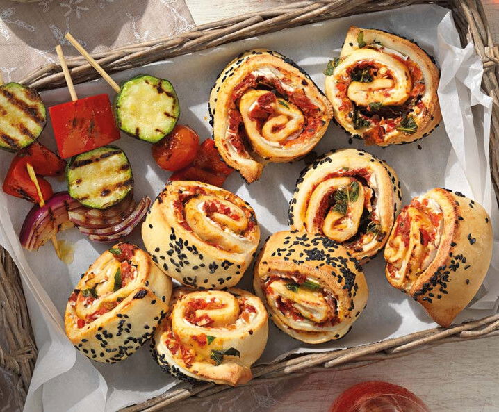 Pizzaschnecken mit Ziegenfrischkäse