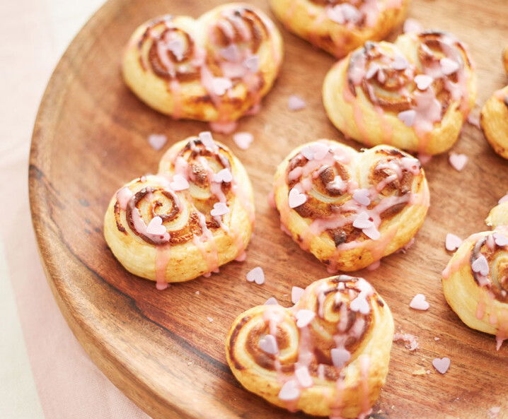 Blätterteigherzen mit Marzipan