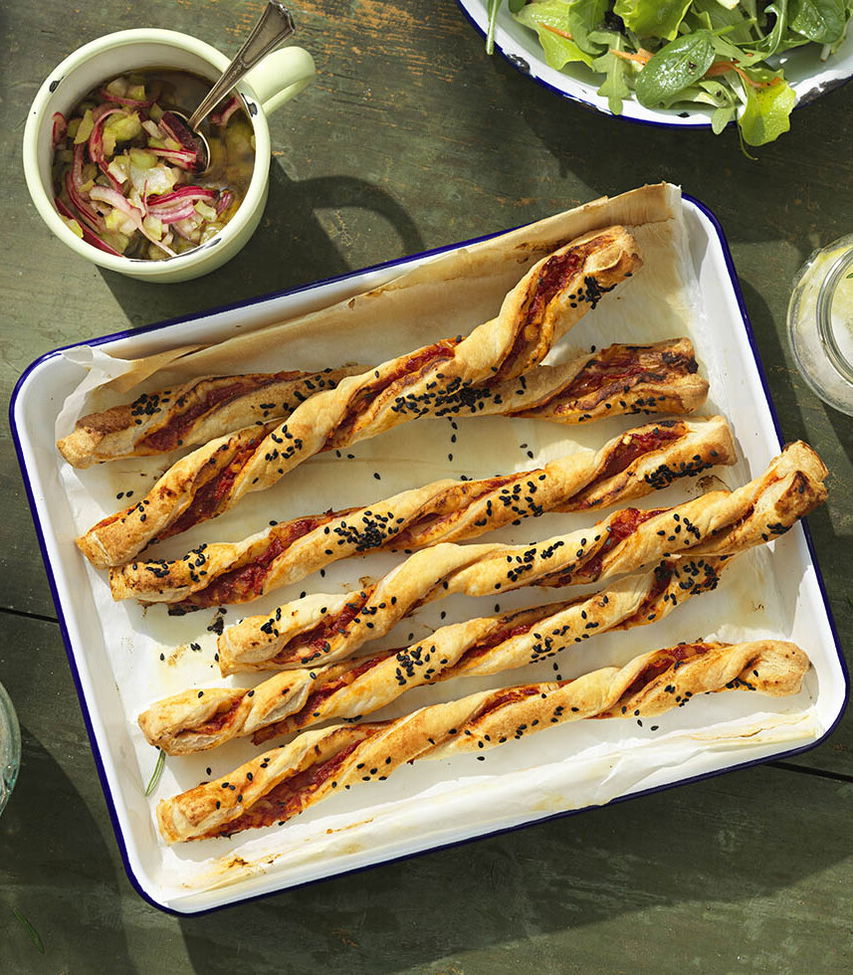 Feurige Blätterteigstangen mit Paprika Rezept Tante Fanny