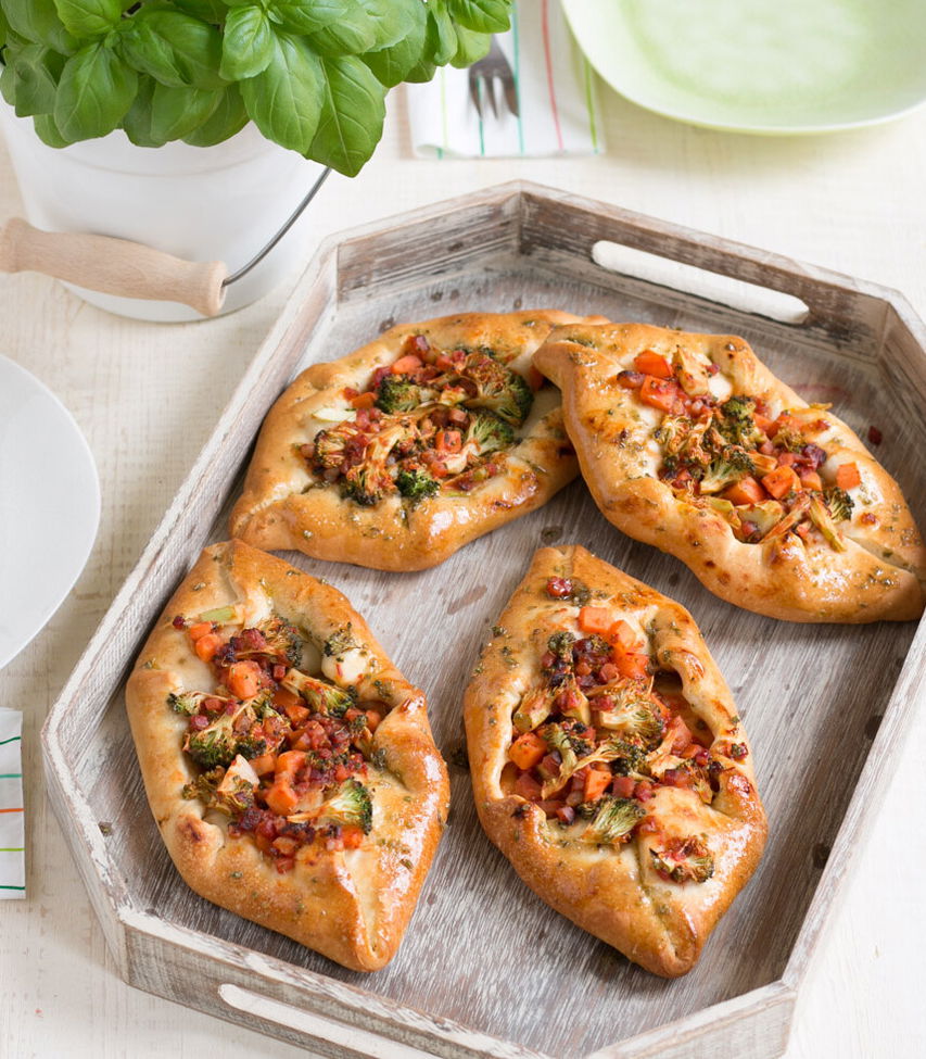 Pizzaschiffe mit Brokkoli - Tante Fanny