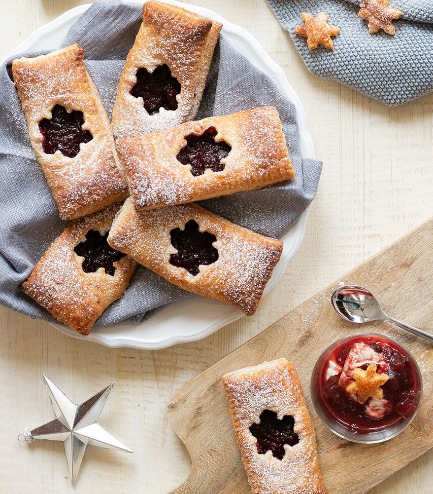 Blätterteigtaschen - Winterdessert mit Pflaume und Zimt