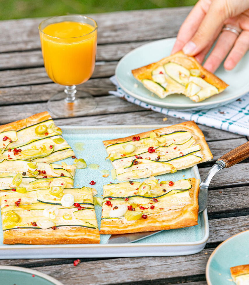 Zucchini Flammkuchen - einfaches Rezept