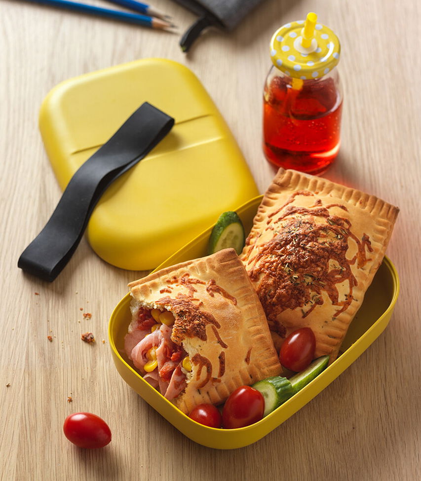 Mediterrane Pizzataschen - einfaches Rezept