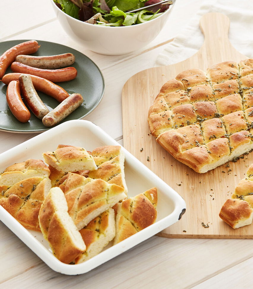 Fladenbrot mit Knoblauch und Kräutern - Rezept