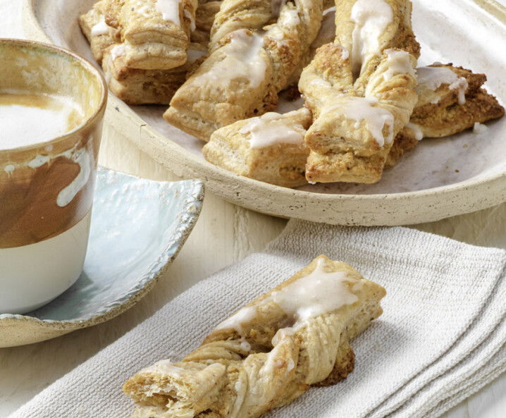 Nuss-Schleifen aus Blätterteig - einfaches Rezept