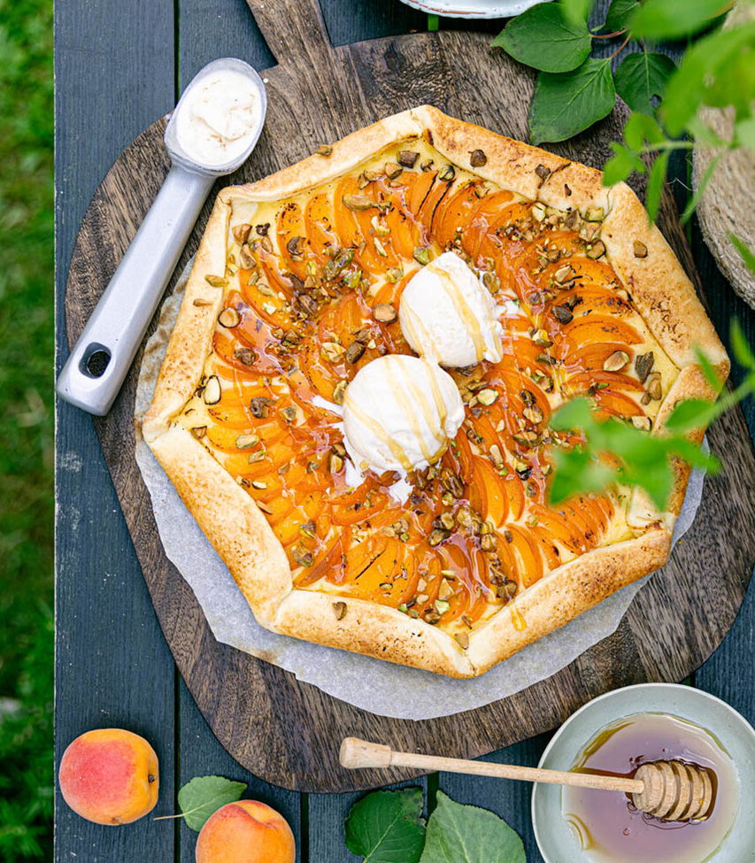 Topfen-Marillen Galette vom Grill
