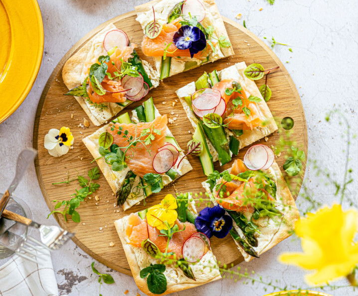 Frühlings-Flammkuchen