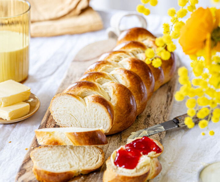 Klassischer Hefezopf