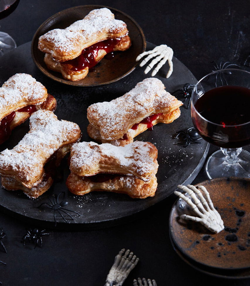 Blätterteig Knochen