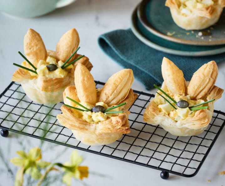 Osterhasennester mit Eiersalat