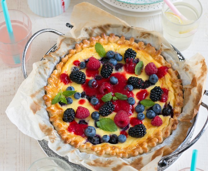 Erdei gyümölcsös torta