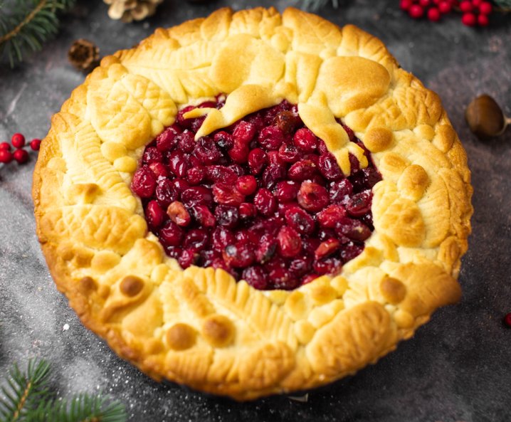 Pezsgőkrémes-vörösáfonyás pite
