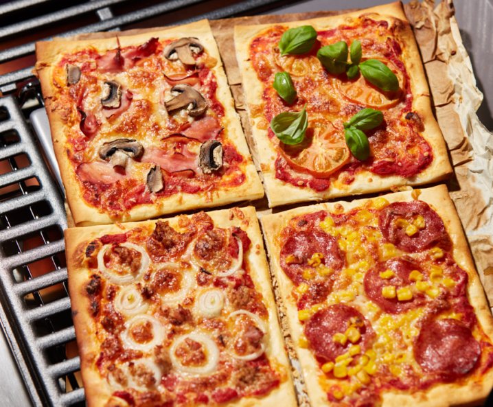 Színes családi-pizza szeletek